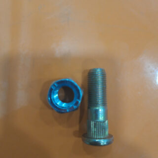 WHEEL HUB  BOLTS AND  NUTS(Maruti 800)