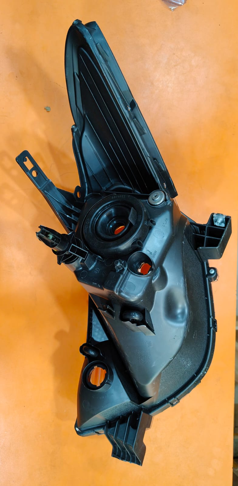 UNO MINDA HEAD LIGHT ASSY REDI GO RH - Image 2