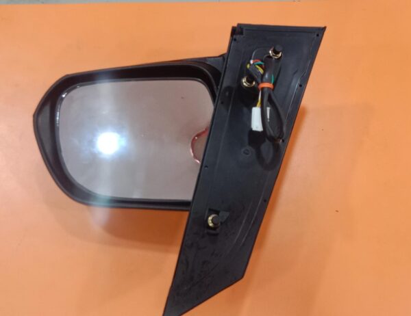 Mirrors(Innova (2004-11) Electric With Indicator )