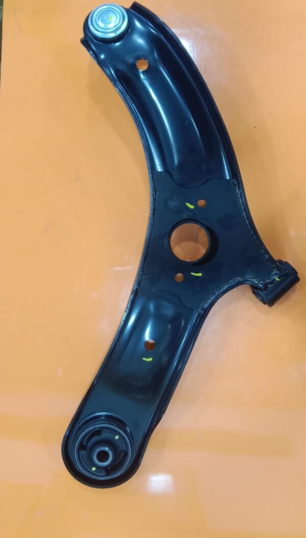 LOWER ARMS  TRACK CONTROL ARM ASSY -RH  I-20 - Image 2