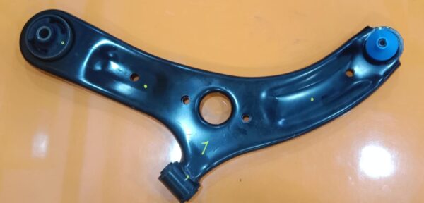 TRACK CONTROL ARM ASSY-LH I-20 (LOWER ARM)