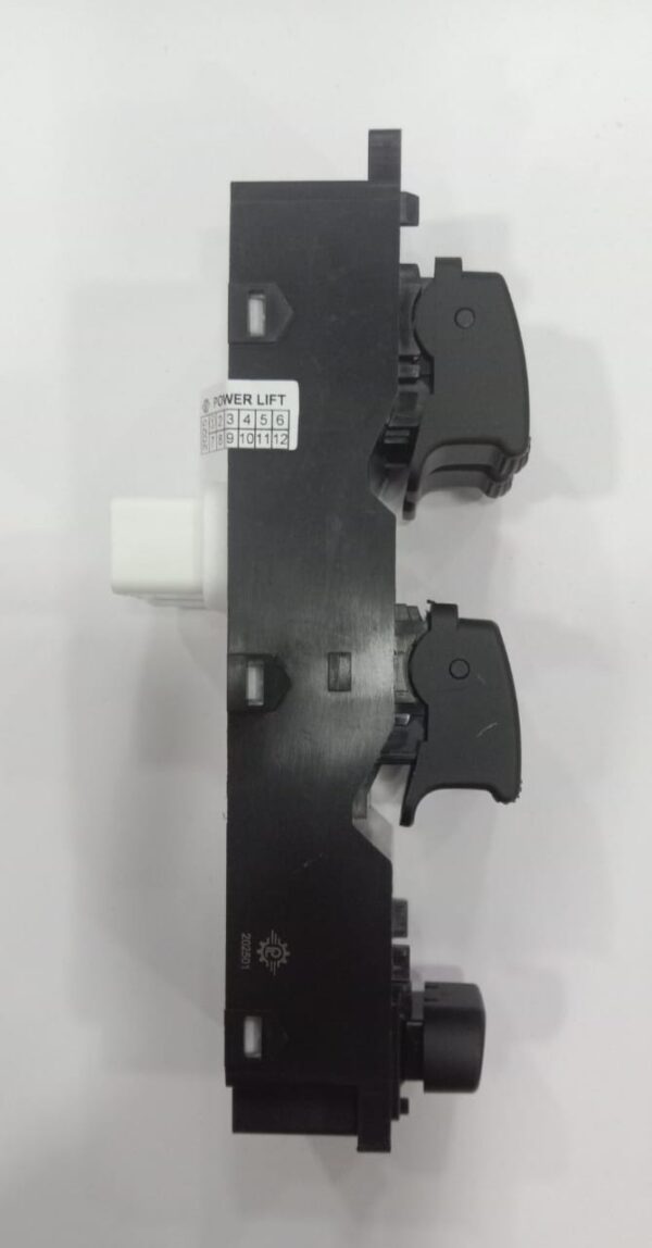 POWER WINDOW SWITCH  I-10 4 DOOR RH - Image 4