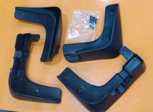 (MUD FLAP ) AURA (SET OF FOUR)