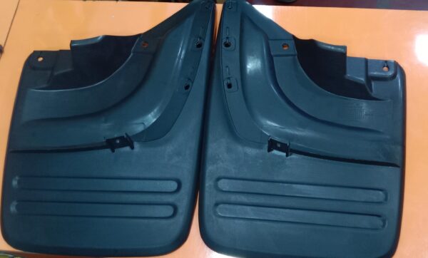 (MUD FLAP) FORTUNER T-1/2 (SET OF FOUR) - Image 2
