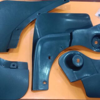 (MUD FLAP) DUSTER T-1(SET OF FOUR)