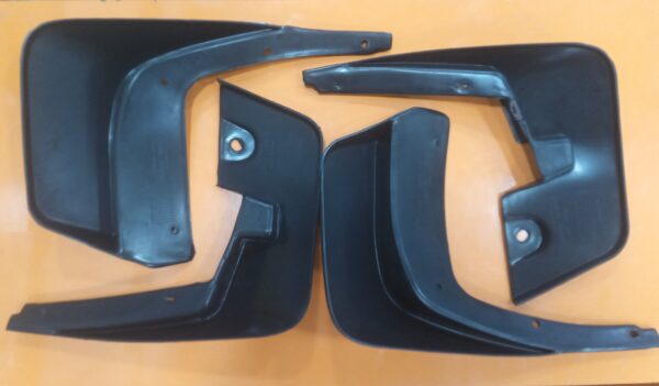 (MUD FLAPS) VERITO (SET OF FOUR)