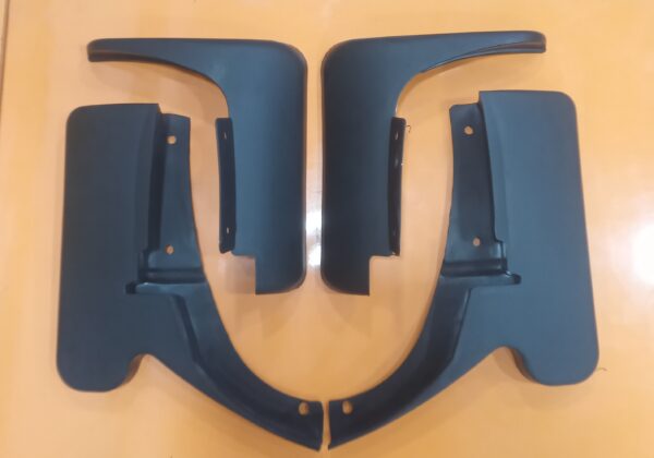 (MUD FLAPS) TUV 300 PLUS (SET OF FOUR)