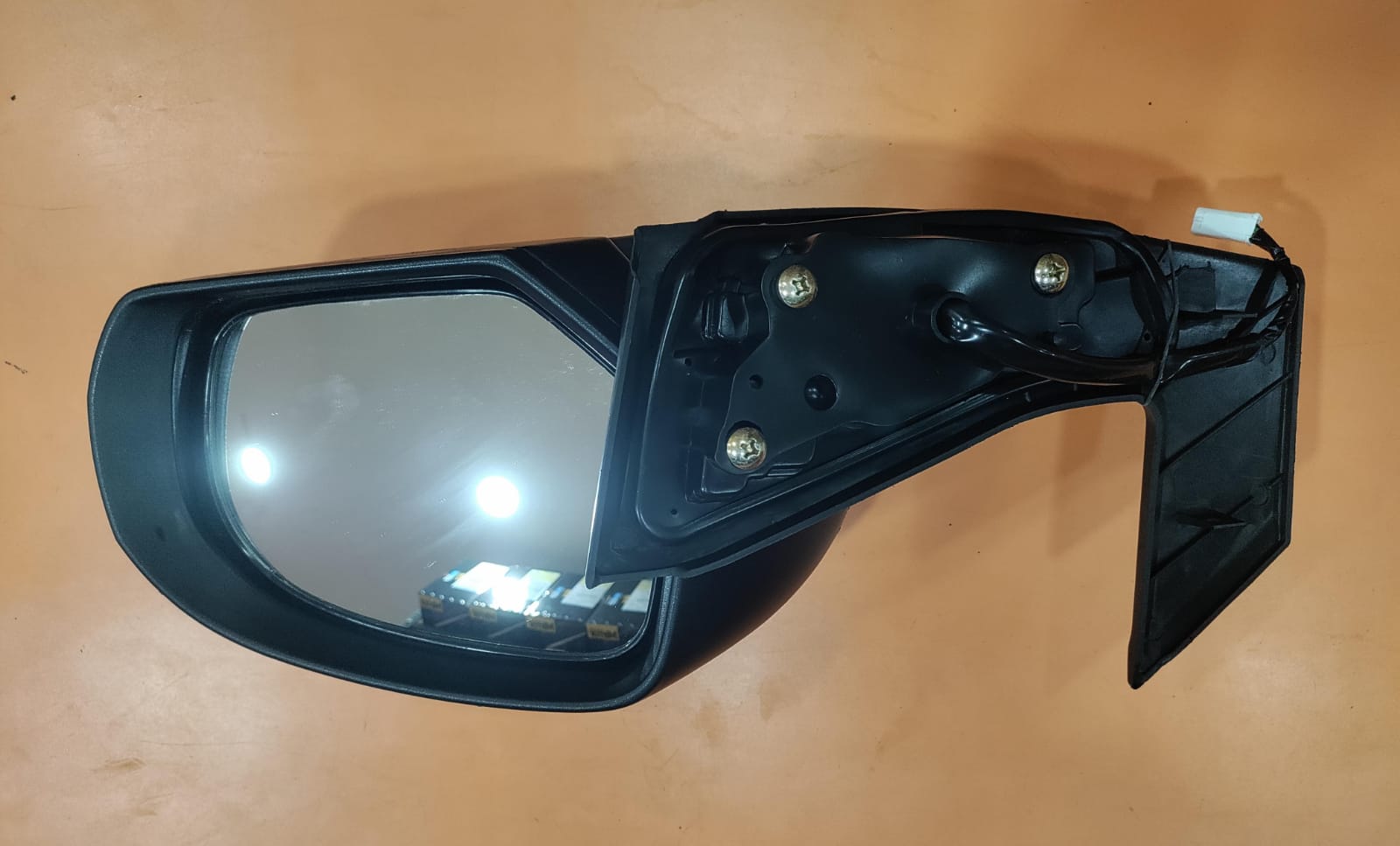 (LUMAX) ERTIGA MOTOR WITH INDICATOR- RH SIDE VIEW MIRROR