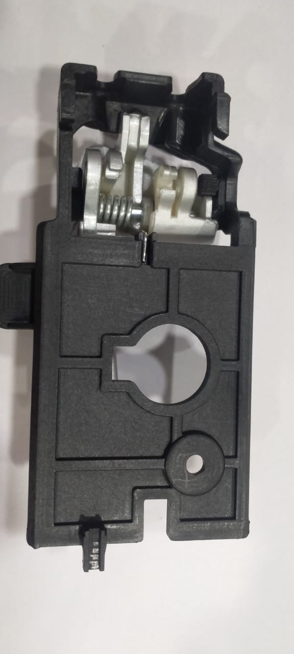INSIDE LEVER LOCK ASSY E 0N LH - Image 2