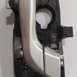 R.C LEVER LOCK ASSY VERNA FLUDIC N/M-RH