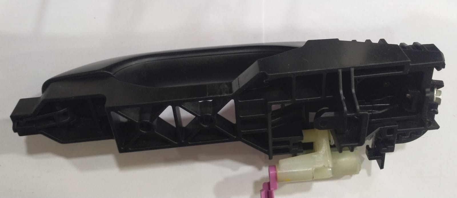 OOUTER HANDLE WITH BASE CRETAN/M REAR LH