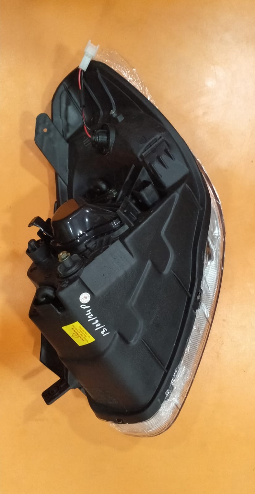 UNO MINDA HEAD LIGHT VERNA TYPE-1 RH - Image 3