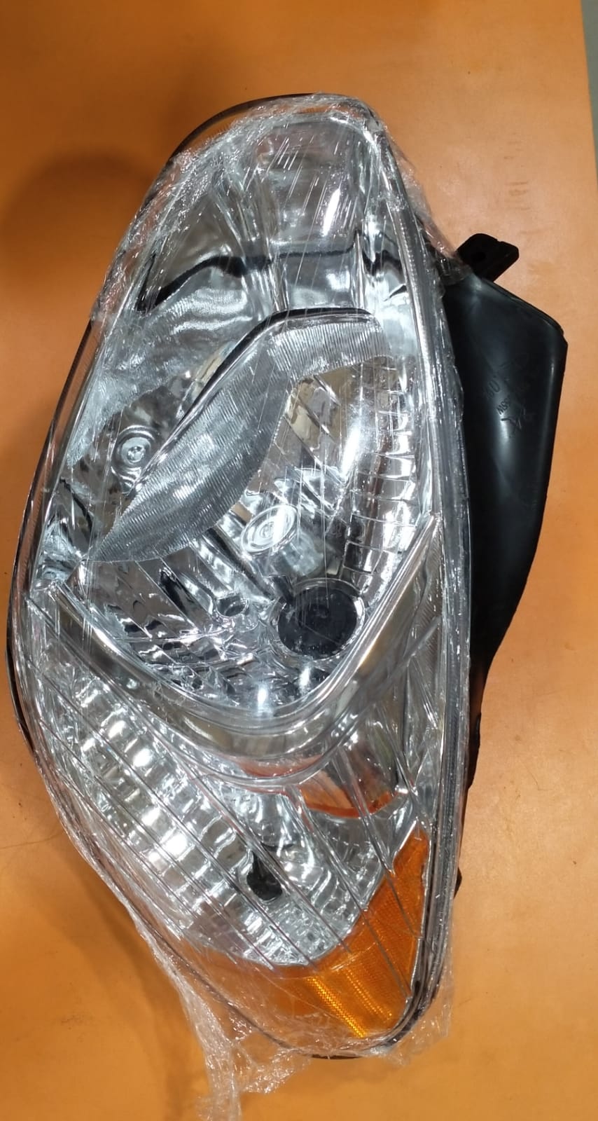 UNO MINDA HEAD LIGHT VERNA TYPE1-LH