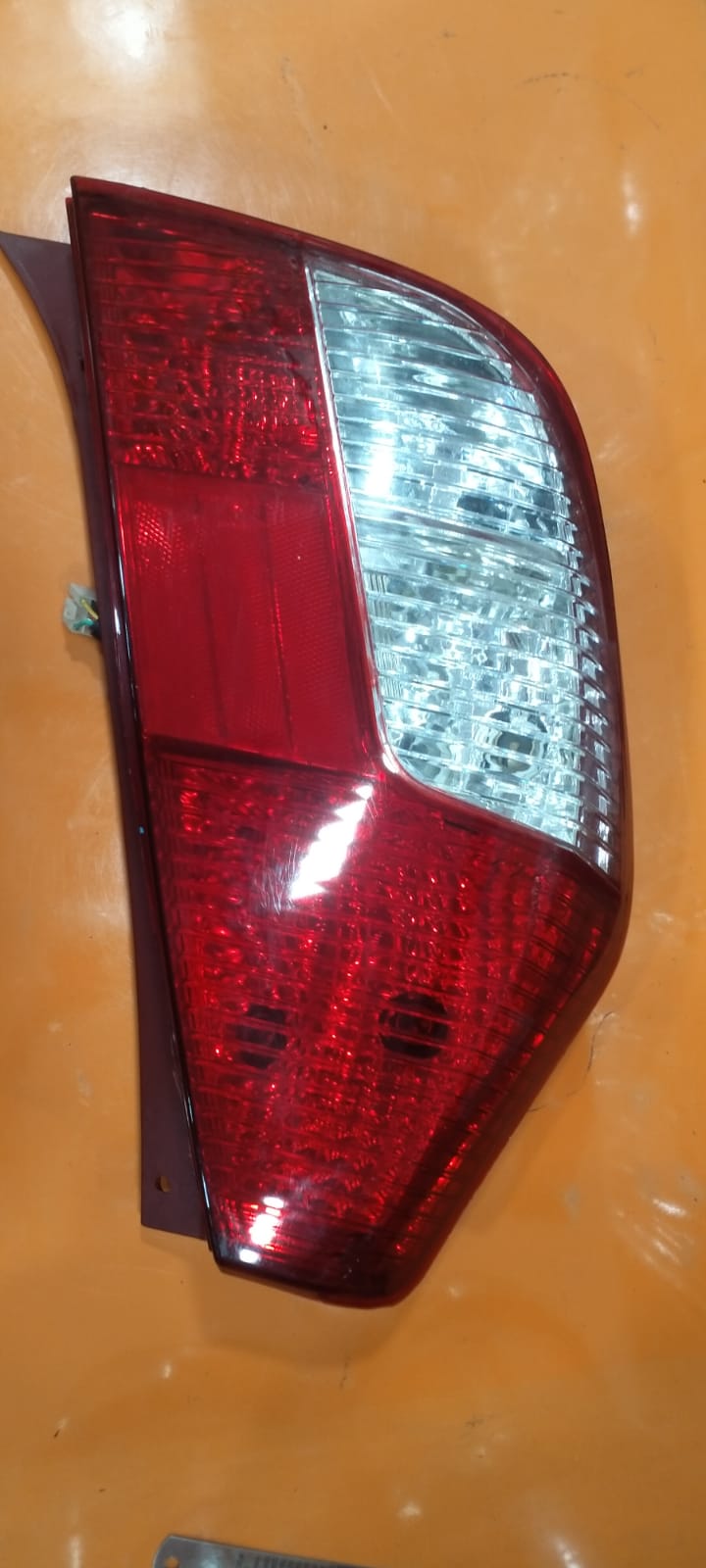 UNO MINDA TAIL LAMP I-TEN T1-LH