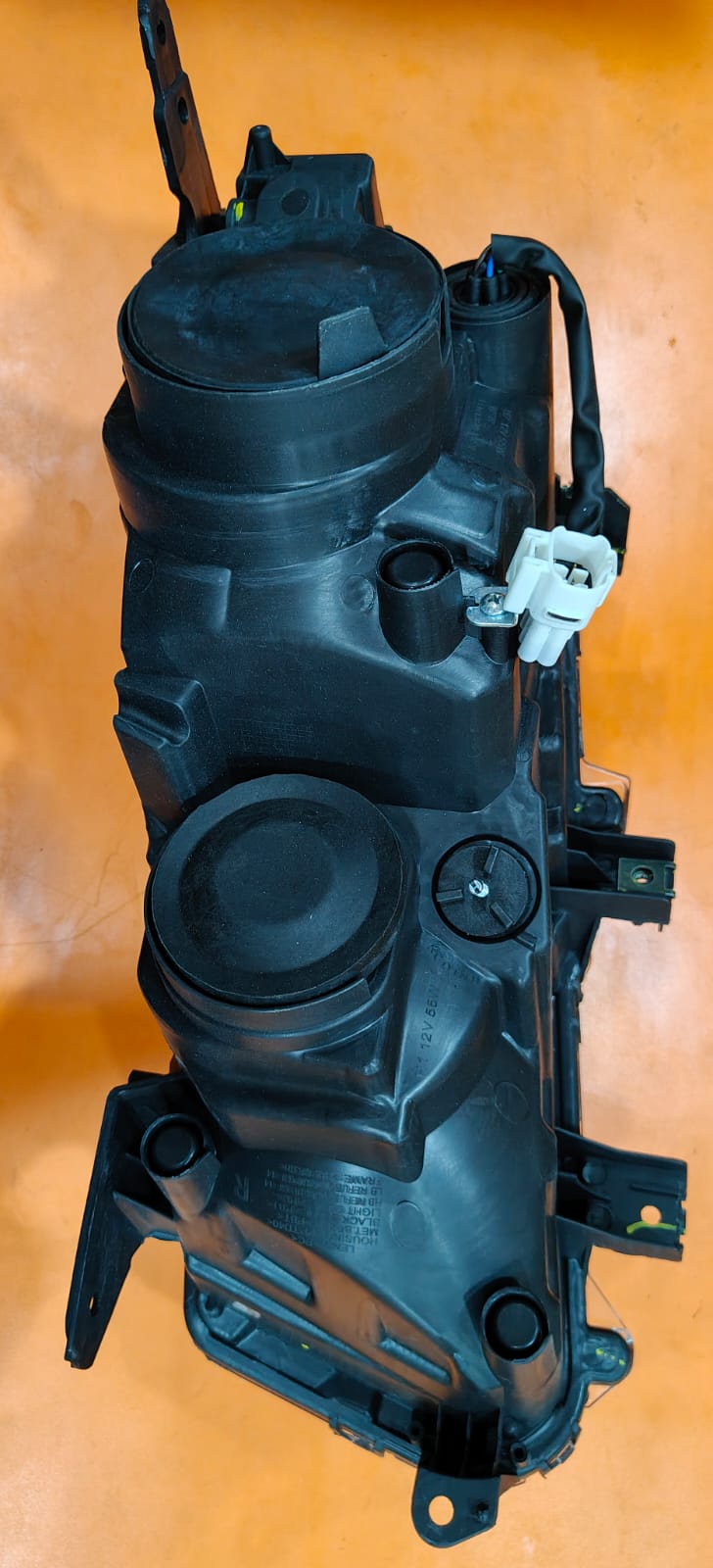 UNO MINDA HEAD LIGHT ASSY BREZZA WITH MOTOR (2016-2019)-RH - Image 2