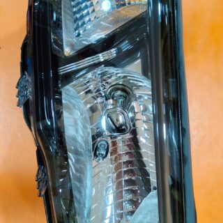 UNO MINDA HEAD LIGHT  UNIT XUV 300 T1 -RH