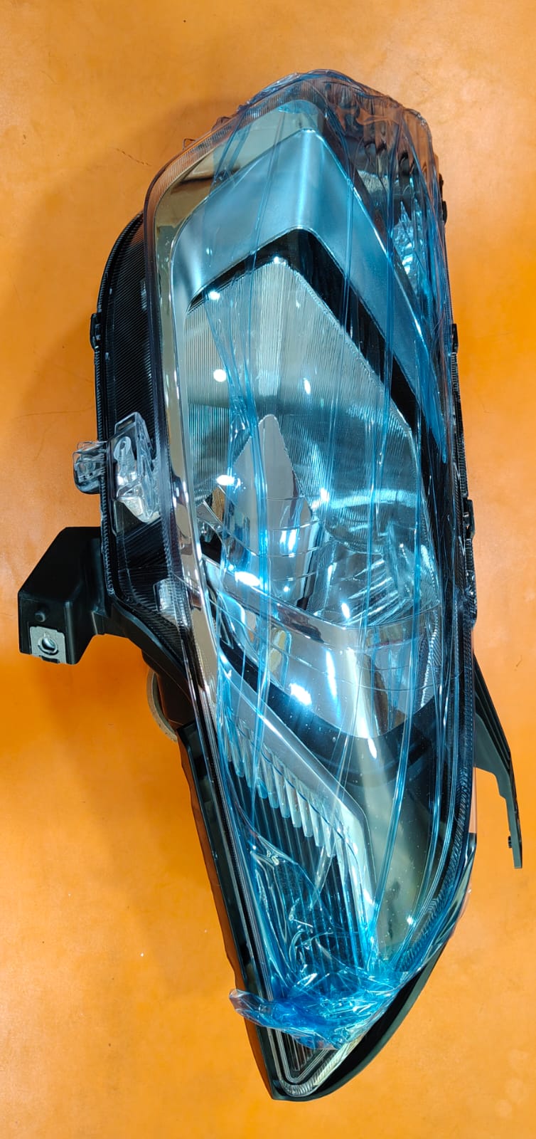 UNO MINDA HEAD LIGHT ASSY REDI GO LH