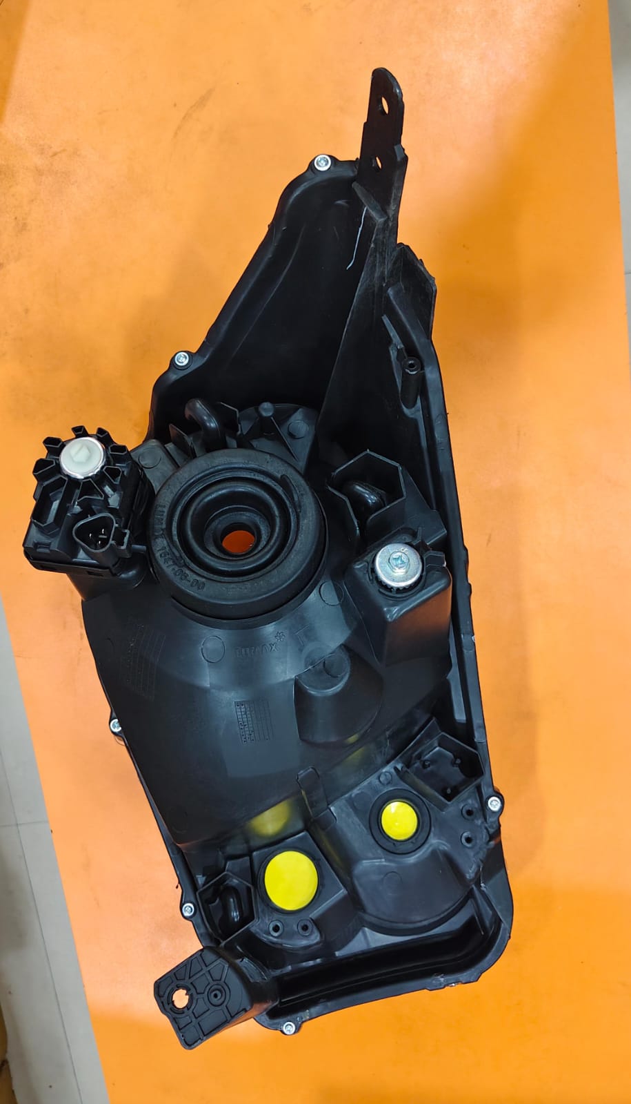 LUMAX CELERIO- LH (2013-2021)WITH MOTOR HEAD LIGHT ASSEMBLY - Image 2