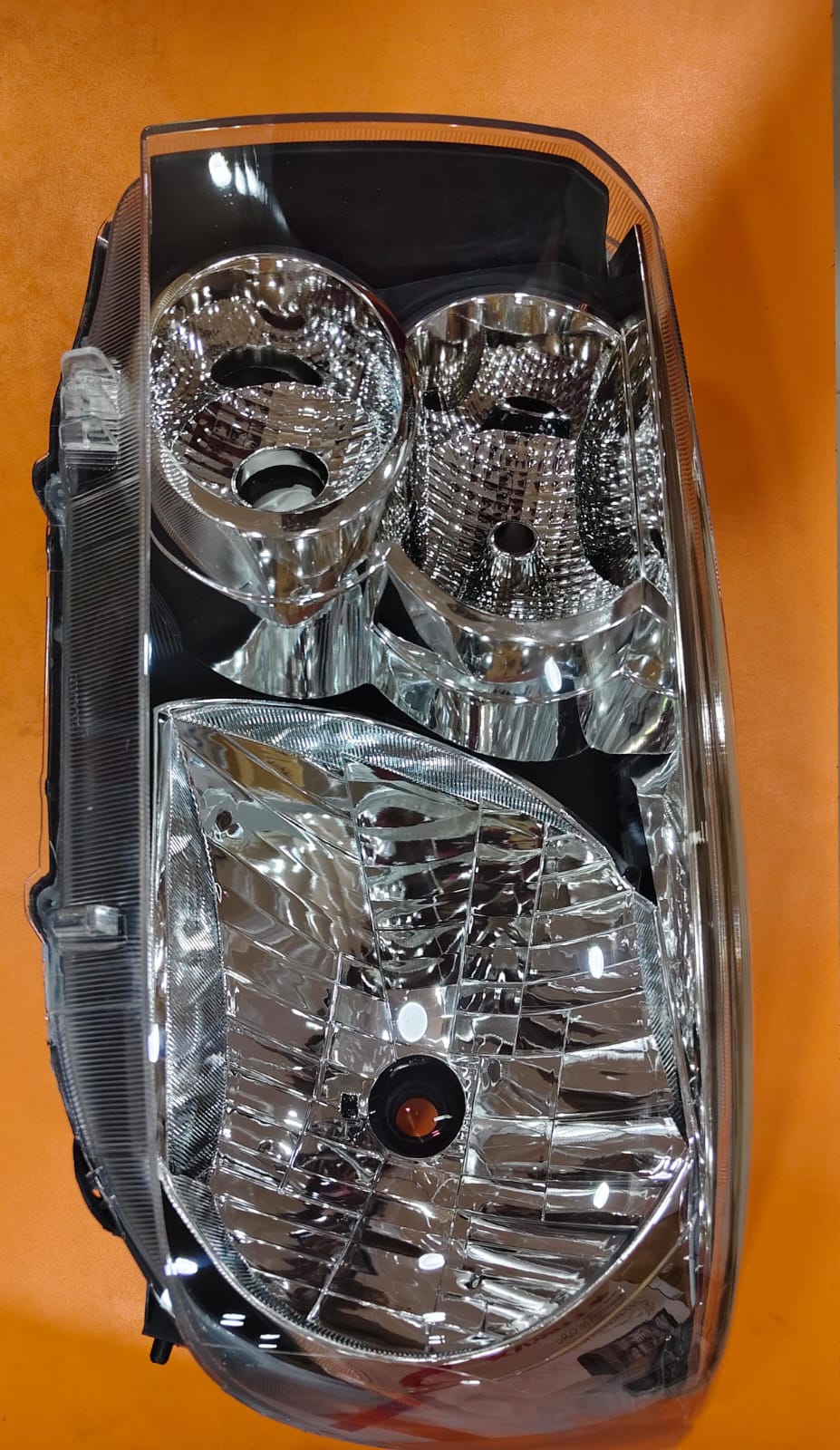 LUMAX CELERIO- LH (2013-2021)WITH MOTOR HEAD LIGHT ASSEMBLY