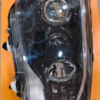 UNO MINDA HL ASSY  SCRORPIO S8  CLEAR- RH HEAD LIGHT ASSEMBLY