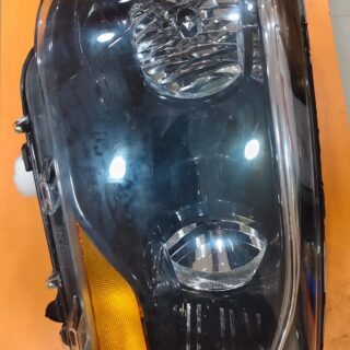UNO MINDA HL ASSY SCORPIO S10 CLEAR -RH HEAD LIGHT ASSEMBLY
